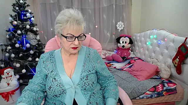 KayleSmoll online show from 01.18.25