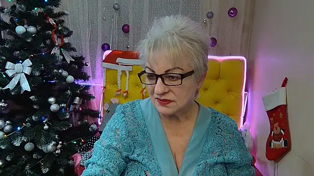 KayleSmoll online show from 01.19.25