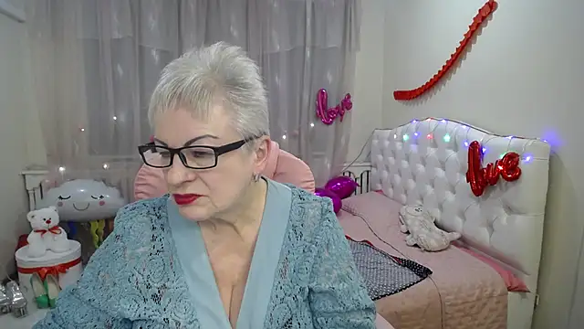 KayleSmoll online show from 03.12.25