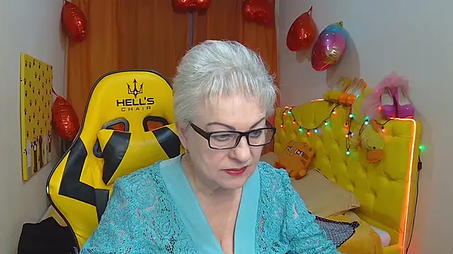 KayleSmoll online show from 03.22.25