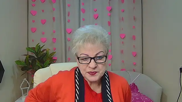 KayleSmoll online show from 02.06.26