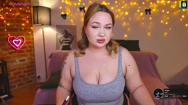 Snapshot of -LinaLove- chatting on 01.10.25 -LinaLove- online show from 01.10.25