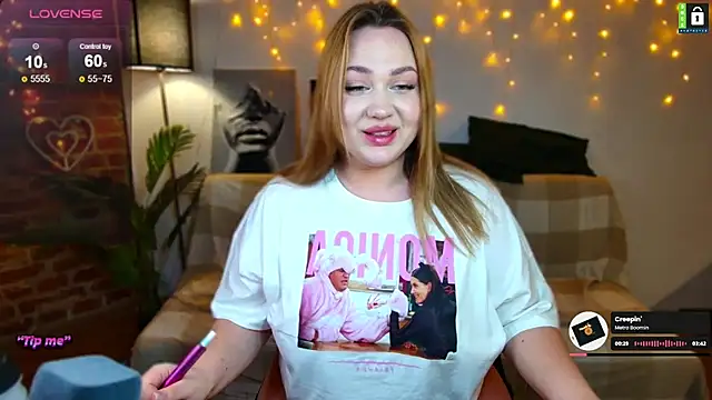 Snapshot of -LinaLove- chatting on 02.14.25 -LinaLove- online show from 02.14.25