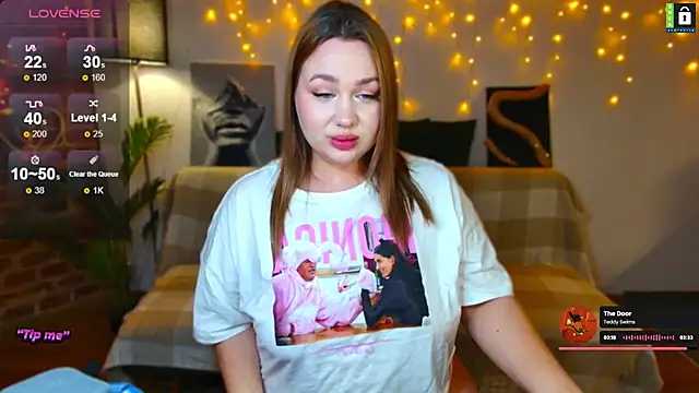 Snapshot of -LinaLove- chatting on 02.19.25 -LinaLove- online show from 02.19.25