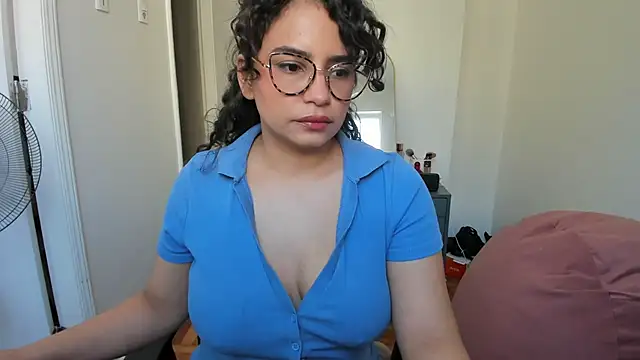 cinnamon rosa online show from 02.06.25