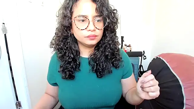 cinnamon rosa online show from 02.22.25