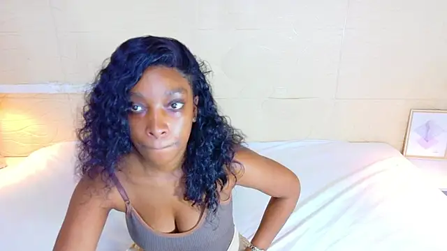 Snapshot of Shamiraa_moore chatting on 06.10.26 Shamiraa moore online show from 06.10.26