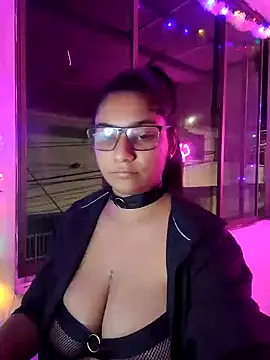 Snapshot of Sofythom1 chatting on 02.12.25 Sofythom1 online show from 02.12.25