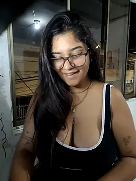 Snapshot of Sofythom1 chatting on 03.09.25 Sofythom1 online show from 03.09.25