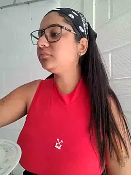 Snapshot of Sofythom1 chatting on 03.13.25 Sofythom1 online show from 03.13.25