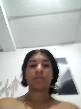 Snapshot of Sofythom1 chatting on 09.14.25 Sofythom1 online show from 09.14.25