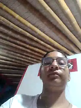 Snapshot of Sofythom1 chatting on 10.07.25 Sofythom1 online show from 10.07.25