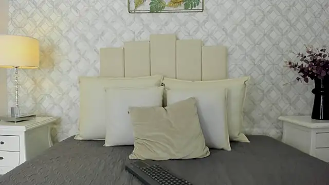 Snapshot of MarianaSanz chatting on 09.10.25 MarianaSanz online show from 09.10.25