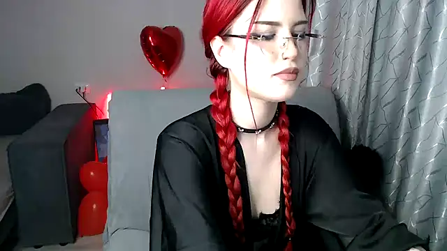 MikasaWaifu online show from 02.14.25