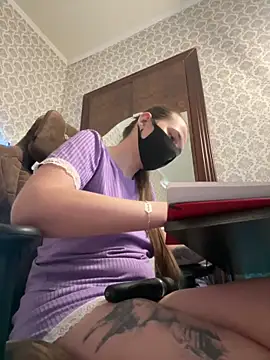 Snapshot of BlackM00n8 chatting on 01.20.25 BlackM00n8 online show from 01.20.25