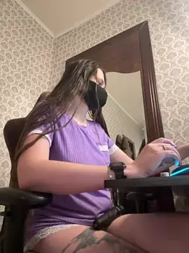 Snapshot of BlackM00n8 chatting on 01.22.25 BlackM00n8 online show from 01.22.25