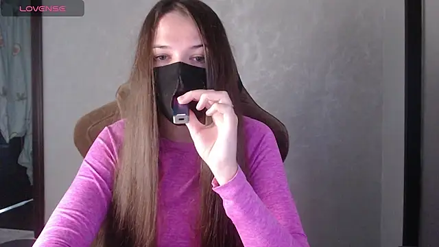 Snapshot of BlackM00n8 chatting on 10.07.25 BlackM00n8 online show from 10.07.25