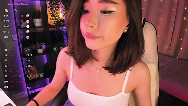 sensualily online show from 11.21.25