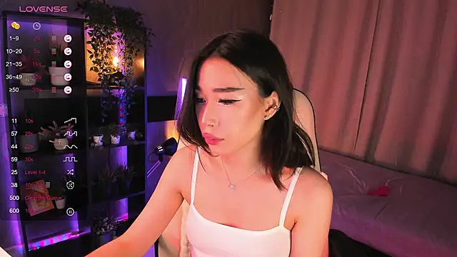 sensualily online show from 11.22.25