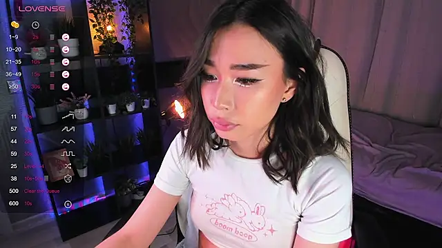 sensualily online show from 12.13.25