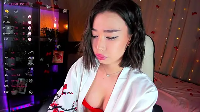 Snapshot of sensualily chatting on 02.20.26 sensualily online show from 02.20.26