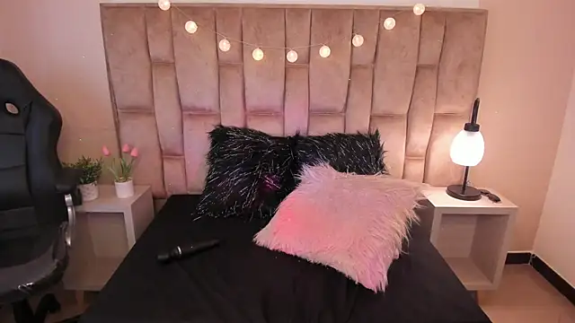 Esteff  o2 online show from 03.08.25