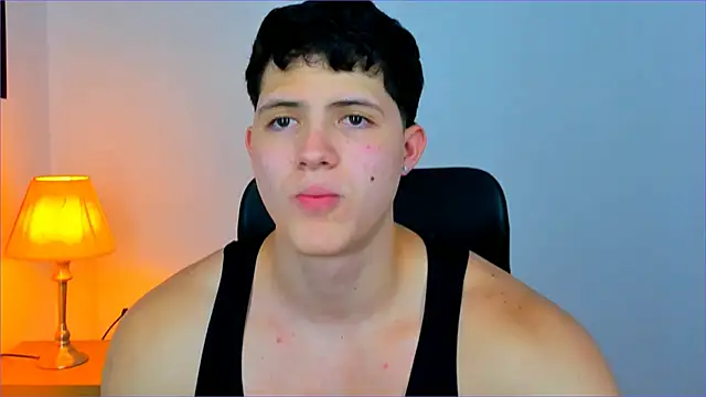 Hazzan Velez online show from 02.13.25