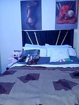 Cherriikenzie online show from 10.13.25