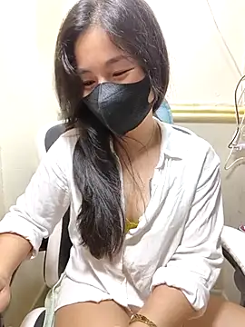 lyna bl online show from 03.08.25