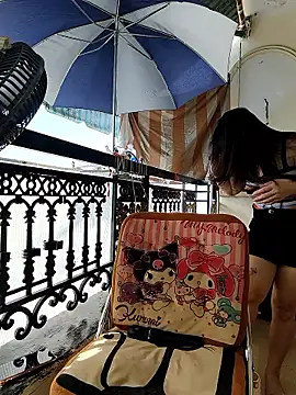 lyna bl online show from 12.18.25