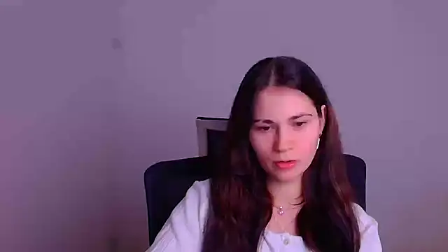 Snapshot of Loon_Amore chatting on 01.11.25 Loon Amore online show from 01.11.25