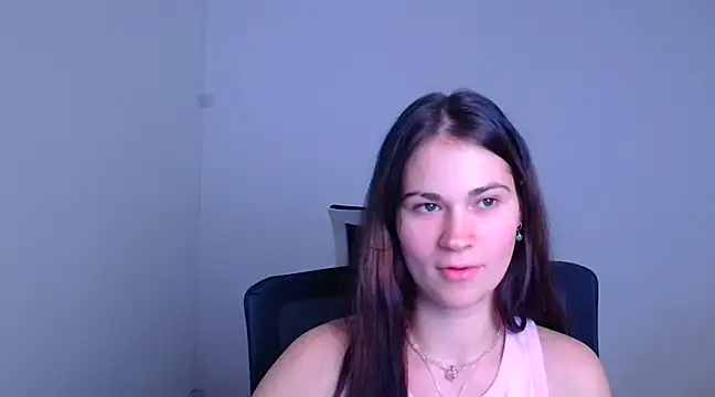 Snapshot of Loon_Amore chatting on 01.23.25 Loon Amore online show from 01.23.25