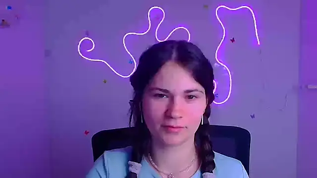 Snapshot of Loon_Amore chatting on 03.04.25 Loon Amore online show from 03.04.25