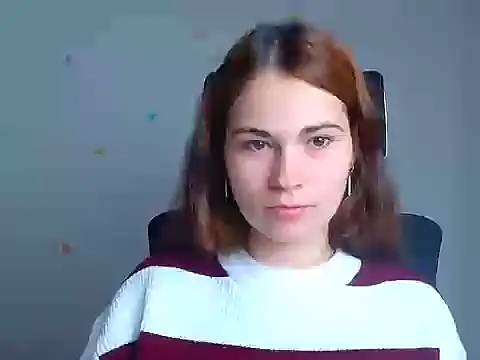 Snapshot of Loon_Amore chatting on 10.17.25 Loon Amore online show from 10.17.25