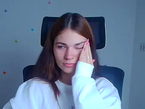 Loon Amore online show from 11.12.25