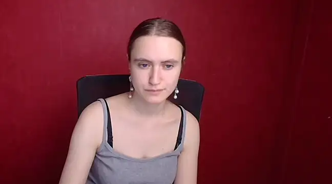 Snapshot of Gabriellagirl chatting on 12.17.24 Gabriellagirl online show from 12.17.24