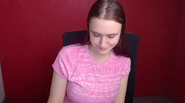 Snapshot of Gabriellagirl chatting on 12.20.24 Gabriellagirl online show from 12.20.24