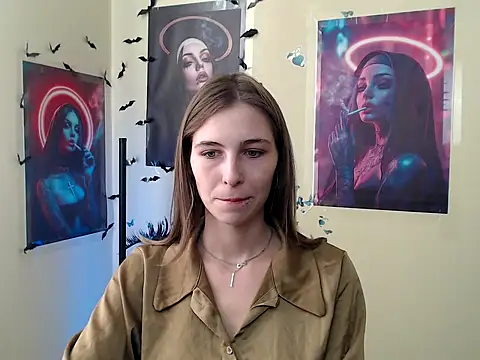 Snapshot of StrangerGi chatting on 09.27.25 StrangerGi online show from 09.27.25