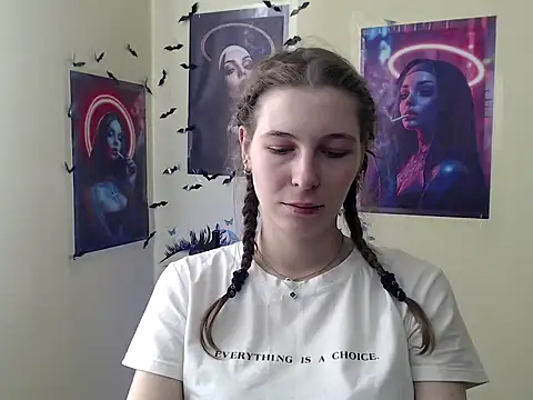 Snapshot of StrangerGi chatting on 03.11.26 StrangerGi online show from 03.11.26