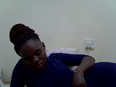 Snapshot of dirtyshowgirl chatting on 12.29.24 dirtyshowgirl online show from 12.29.24