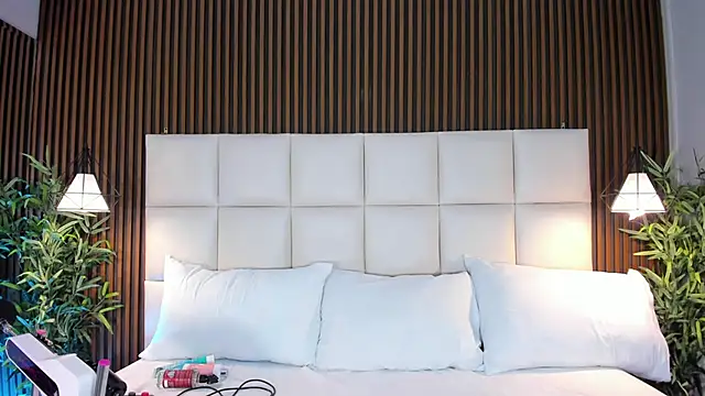 CailynBrowm online show from 11.08.25