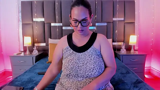 Snapshot of talivega chatting on 01.14.26 talivega online show from 01.14.26