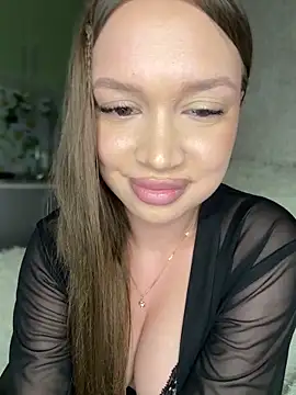 Snapshot of bunnyrich chatting on 03.17.25 bunnyrich online show from 03.17.25