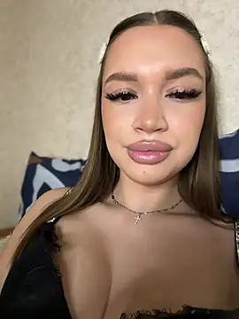 Snapshot of bunnyrich chatting on 03.04.26 bunnyrich online show from 03.04.26