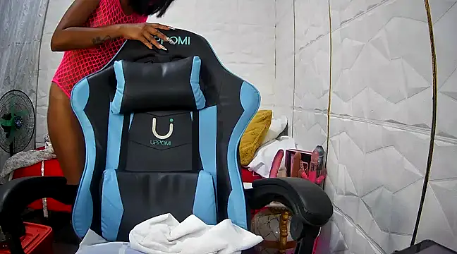 Snapshot of Mendoza_Amaranata chatting on 03.02.25 Mendoza Amaranata online show from 03.02.25