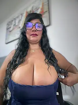 Saorii kiido online show from 02.05.25