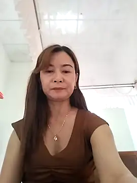 Sexy-ladyboobs20 online show from 12.31.24