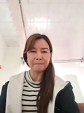 Sexy-ladyboobs20 online show from 01.01.25