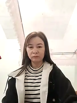 Sexy-ladyboobs20 online show from 01.12.25