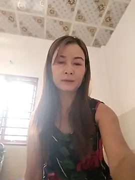 Sexy-ladyboobs20 online show from 03.12.25